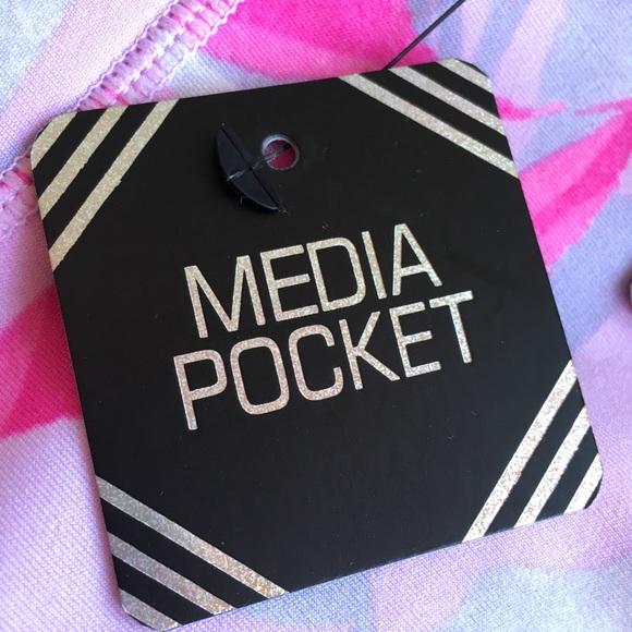 BSP Pink Floral Pattern Leggings with Media Pocket NWT - Picture 4 of 9